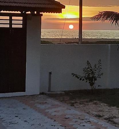 Poovar Sea View Rooms And Boating Family & Couple Only Экстерьер фото